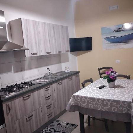 Appartamento Domenico 兰佩杜萨 外观 照片